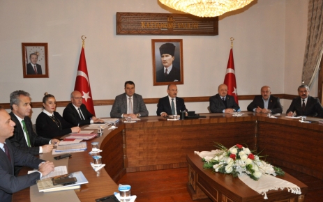 Kastamonu Valisi  Yaşar Karadeniz "Kastamonu için  Loga tasarım