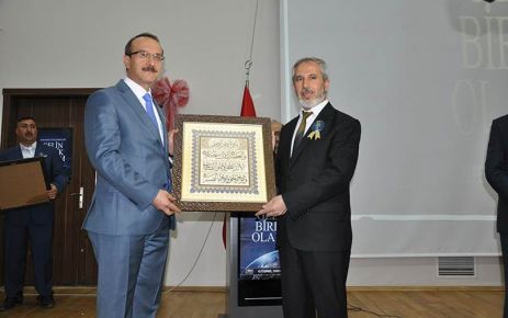 Vali Yavuz, Gelin birlik olalım Muş Valisi Seddar Yavuz, İl Müftülüğünce organize edilen Kutlu Doğum