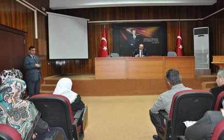 Muş Valisi Seddar Yavuz, vatandaşların sorunlarını dinlemek ve çözüm üretmek