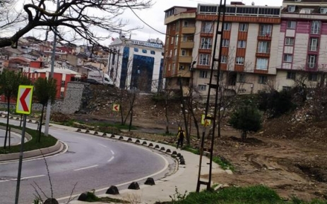 İmar planlarında park alanında kalan Yeni Mahalle Galeri Caddesi, tescil
