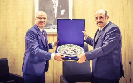  Marmara Üniversitesi Rektörü Prof. Dr. Erol Özvar YÖK başkanı