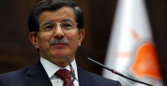 Başbakan Davutoğlu"Yapılacak kongrede yönetime girenler milletvekili adayı olamaz"dedi.
