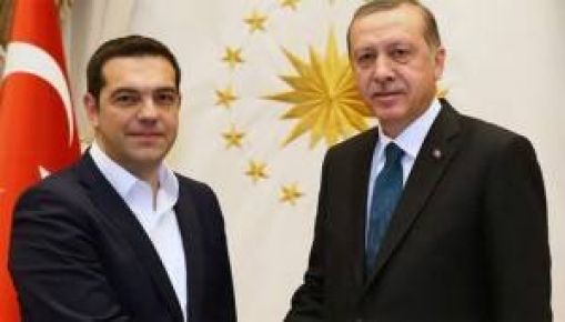 Cumhurbaşkanı Erdoğan'ın, Yunanistan Başbakanı Aleksis Çipras'a kıravat hediye etti.