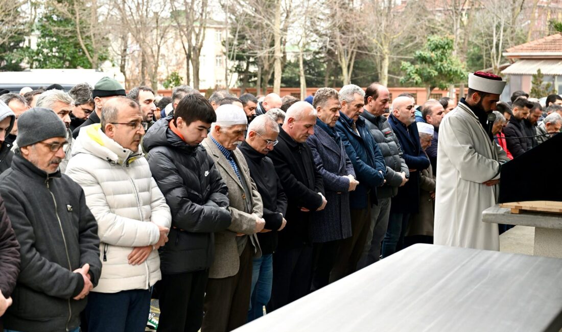 AK Parti Gaziosmanpaşa kadın kolları yönetim kurulu üyesi Fatma Bölge’nin