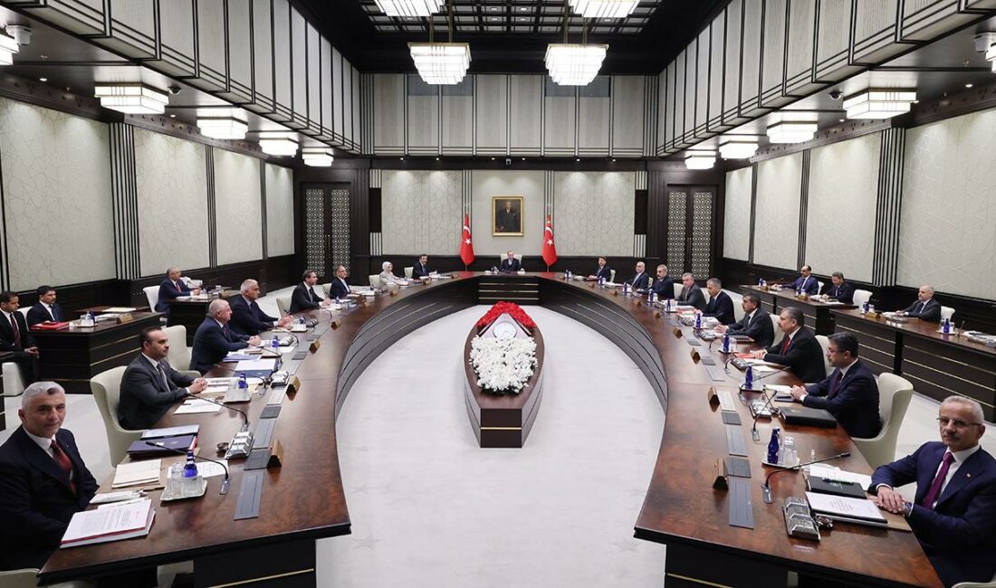 Cumhurbaşkanlığı Kabinesi, Cumhurbaşkanı Recep Tayyip Erdoğan başkanlığında toplandı.