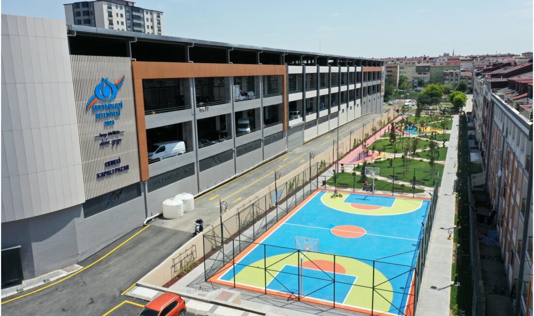 Park ve yeşil alanların sayısını her geçen gün artıran Sultangazi