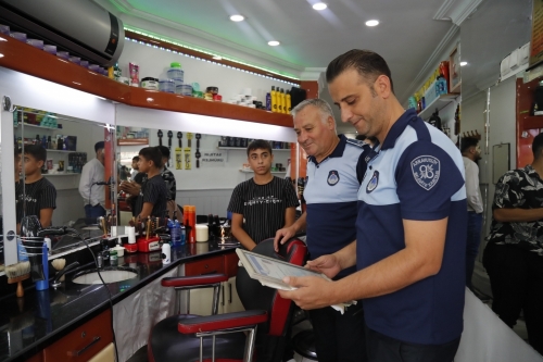 Arnavutköy Belediyesi Zabıta Müdürlüğü ekipleri, ilçede hijyen denetimlerini sürdürdü.
