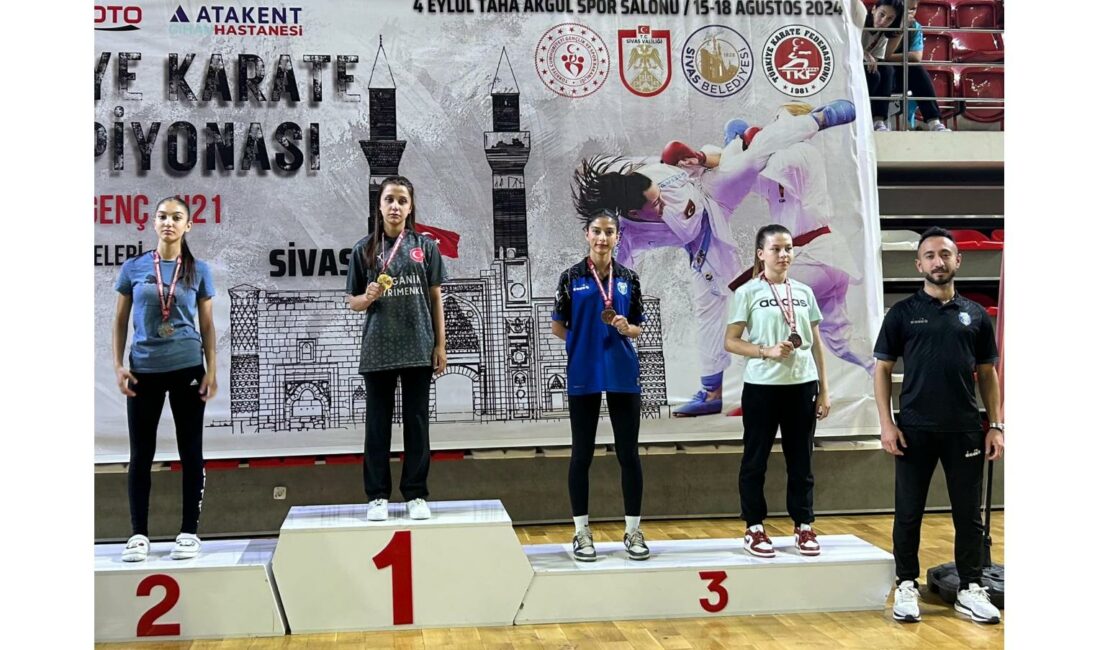 Sultangazi Belediyesi Spor Kulübü karate takımı bir başarıya daha imza
