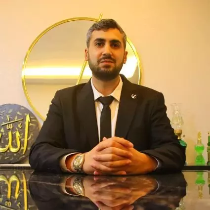 Yeniden Refah Partisi (YRP) İzmir Bergama İlçe Başkanı Yunus Arı,