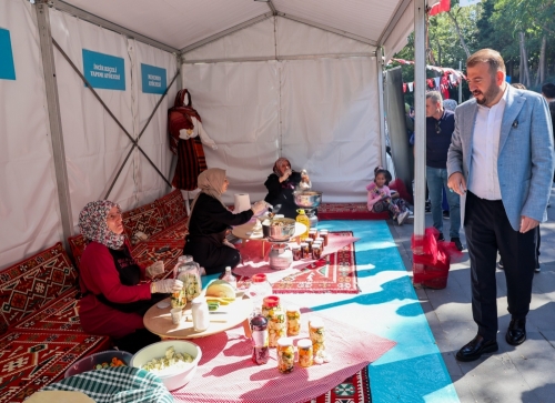 Arnavutköy Belediyesi tarafından bu yıl üçüncüsü düzenlenen Kışlık Lezzetler Festivali