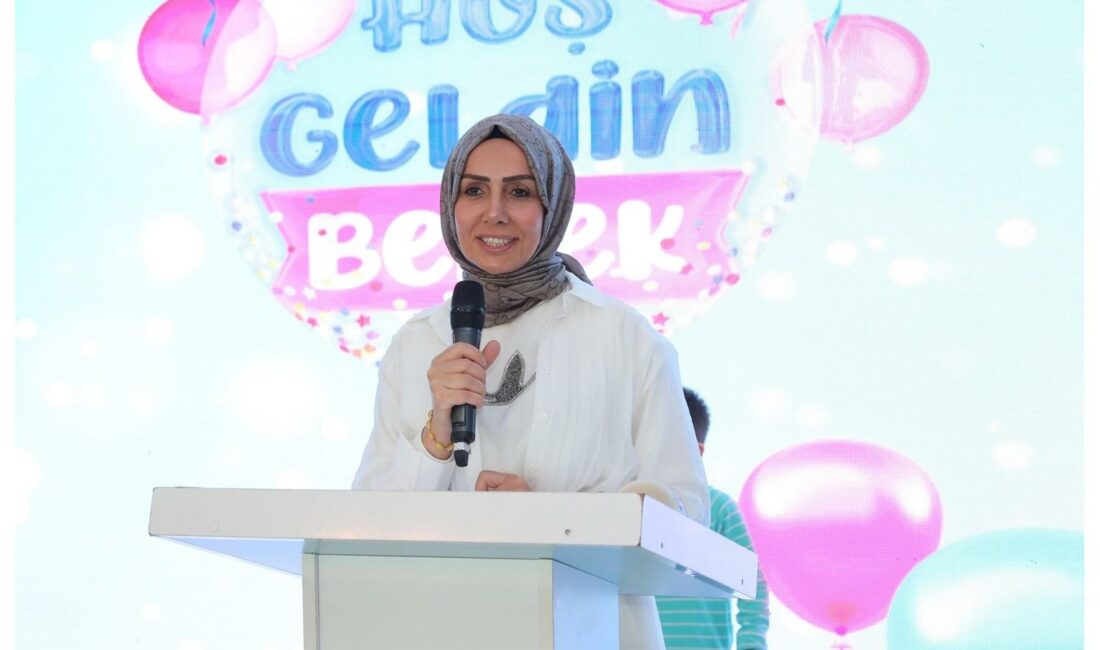 Sultangazi Belediyesi, Hoş Geldin Bebek programı ile yeni bebek sahibi