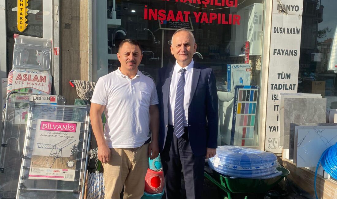 Gaziosmanpaşa Kaymakamı İskender Yönden, Süleyman Ersal’ı işyerinde ziyaret etti. 