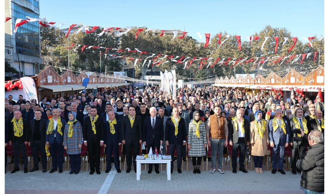 Sultangazi Belediyesi ile Kastamonulular Derneği’nin düzenlediği 5. Sultangazi Kastamonu Tanıtım