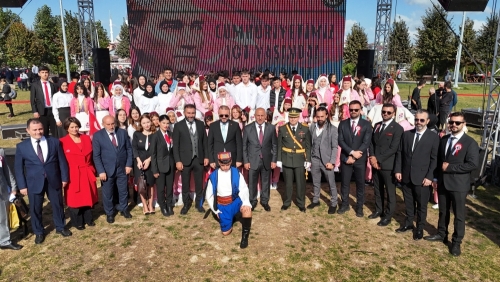 Arnavutköy Belediye Başkanı Mustafa Candaroğlu “Cumhuriyet Bayramınız kutlu ve mutlu