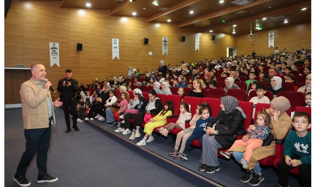 Sultangazi Belediyesi’nin çocuklar için ara tatil döneminde düzenlediği etkinlikler devam