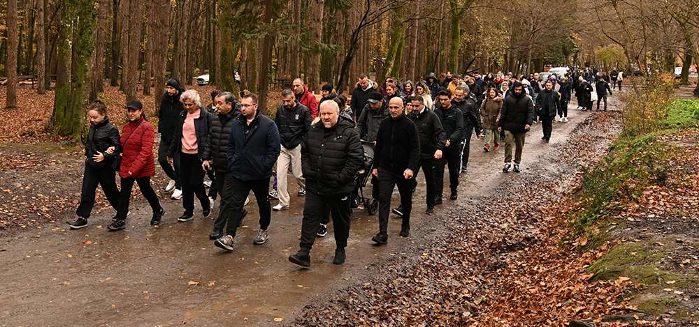 Gaziosmanpaşa Belediye Başkanı Hakan Bahçetepe doğa yürüyüşüne  katıldı.