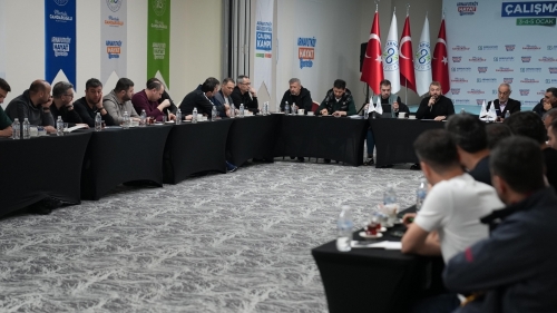 Başkan Mustafa Candaroğlu’nun liderliğinde Antalya’da çalıştay düzenledi. Düzenlenen Çalıştayda, Arnavutköy’ün