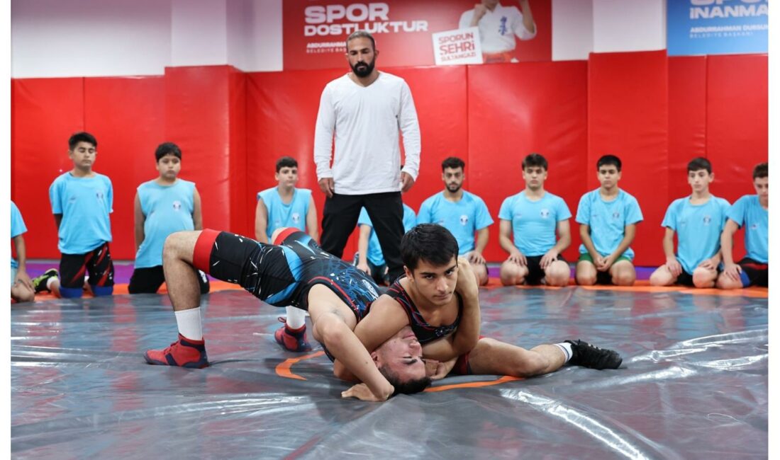 Sezai Karakoç Gençlik, Spor ve Engelliler Merkezi, vatandaşa kaliteli hizmet