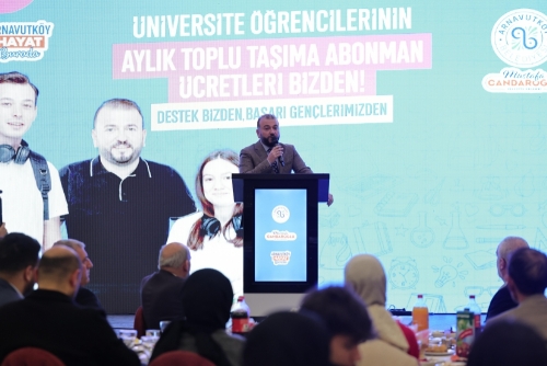 Arnavutköy Belediyesi, üniversite öğrencilerine  ulaşım desteği sağladı.