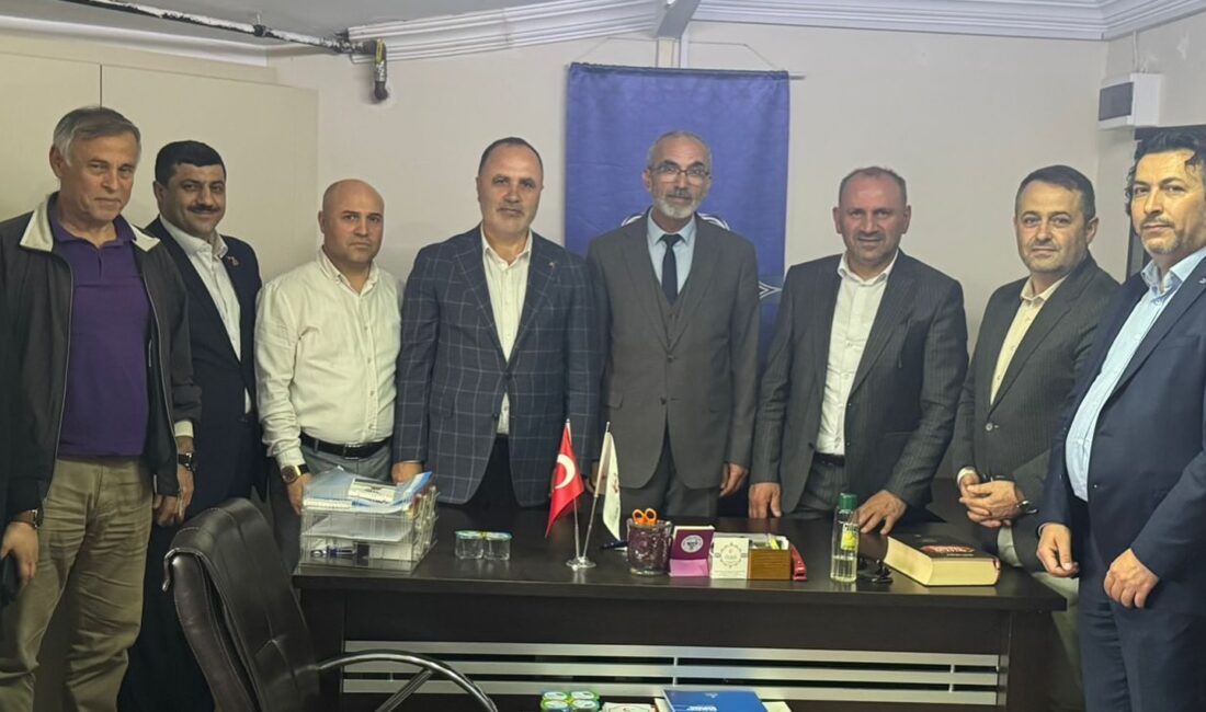 Tarih içerikli üyelik formu! Babadan oğula geçti.