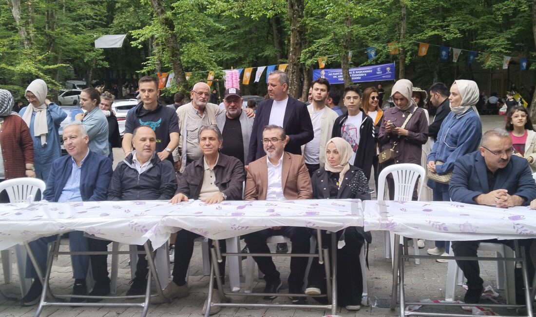 AK Parti Gaziosmanpaşa ilçe teşkilatının piknik toplantısında coşku ve heyecan