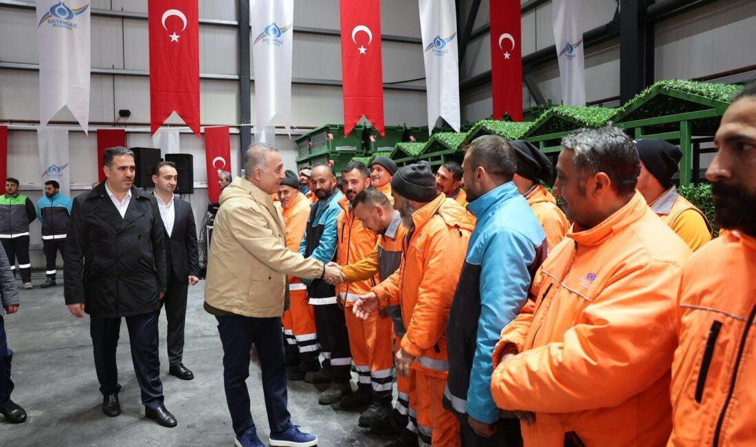 Sultangazi Belediye Başkanı Abdurrahman Dursun, 1 Mayıs Emek ve Dayanışma