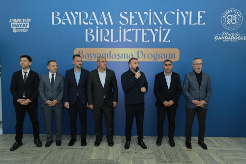 Arnavutköy Belediyesi personeli, bayram ikramiyelerini Gazze’'ye gönderdi.