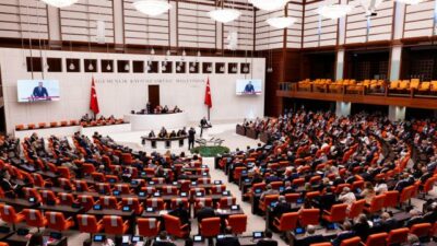 Medyanın, halkın memnuniyetsizliğini ve öfkesini doğru yönlendirmesi, sorumlu ve objektif