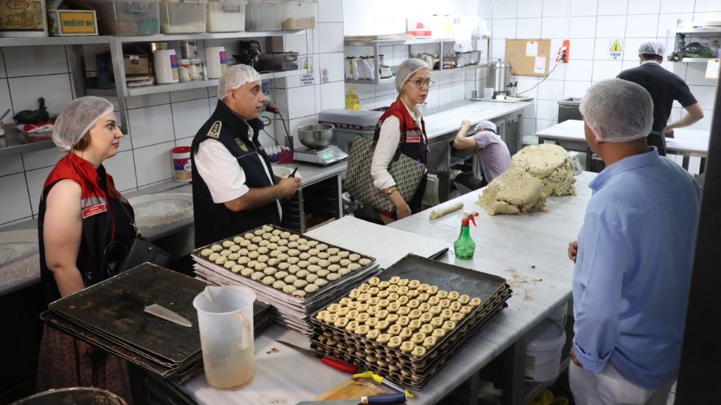 Gaziosmanpaşa Belediye Zabıta Müdürlüğü esnaf denetimlerini sürdürdü.