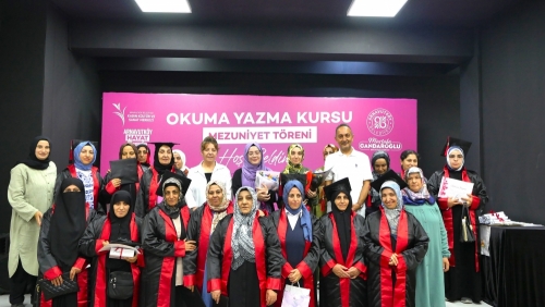 Arnavutköy Belediyesi Kadın Kültür ve Sanat Merkezi bünyesinde düzenlenen okuma