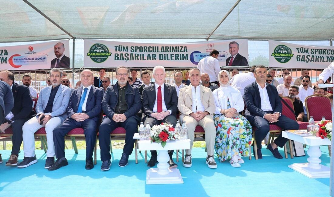 Uluslararası Sultangazi Belediyesi Geleneksel Karakucak Güreşleri, Cumhuriyet tarihinde İstanbul’da yapılan