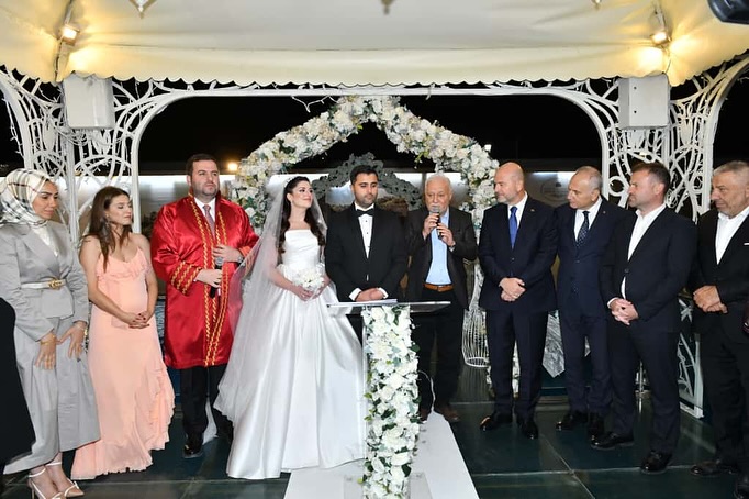 Yusuf Kızıldağ’ın kıymetli evladı Kübra ile Özcan çiftler dillere destan
