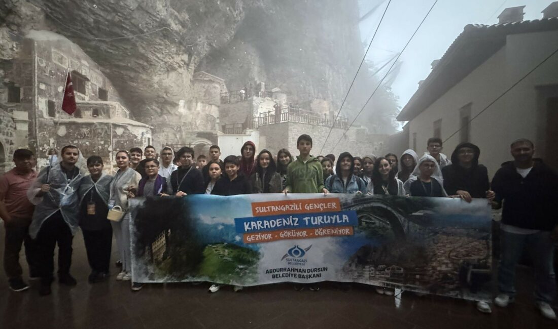 Sultangazi Belediyesi, ilçedeki ortaöğretim son sınıfların okul birincilerini Karadeniz turunda