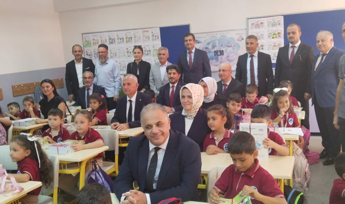 Gaziosmanpaşa Kaymakamı İskender Yönden, 2025-2026 Eğitim Öğretim yılında Gazikent İlkokulunu