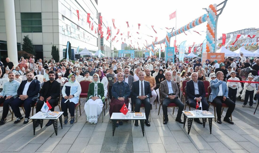 Sultangazi Belediyesi, sünnetini gerçekleştirdiği 1500 çocuğa Toplu Sünnet Şöleni düzenledi.
