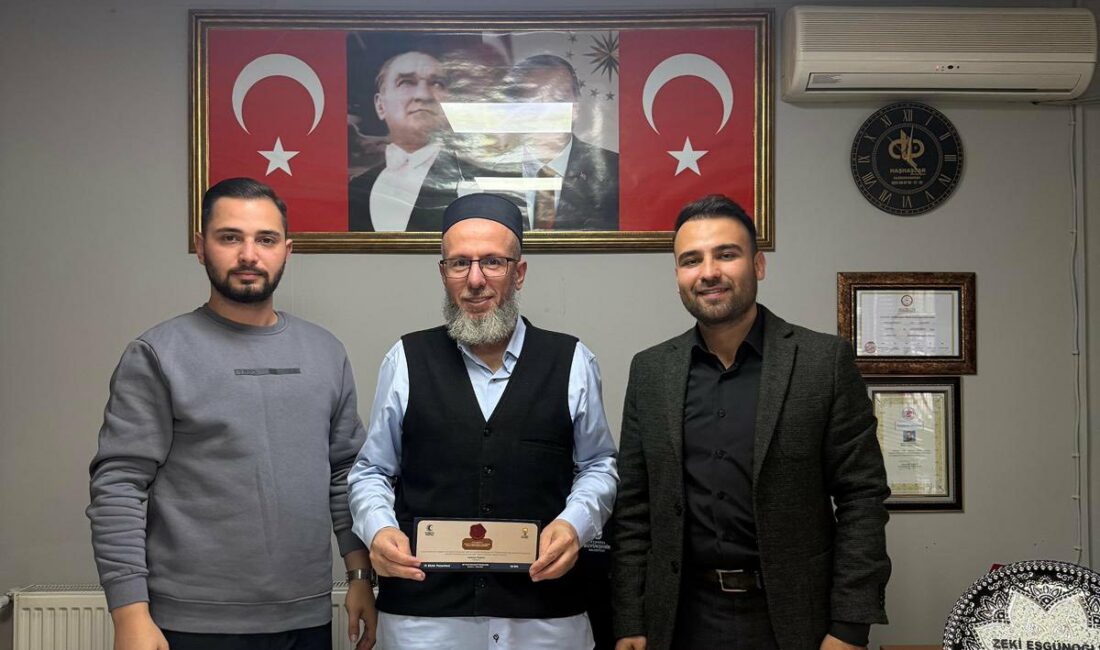 AK Parti İstanbul İl Başkanı Abdullah Özdemir, Gaziosmanpaşa Mahalle Muhtarlarıyla