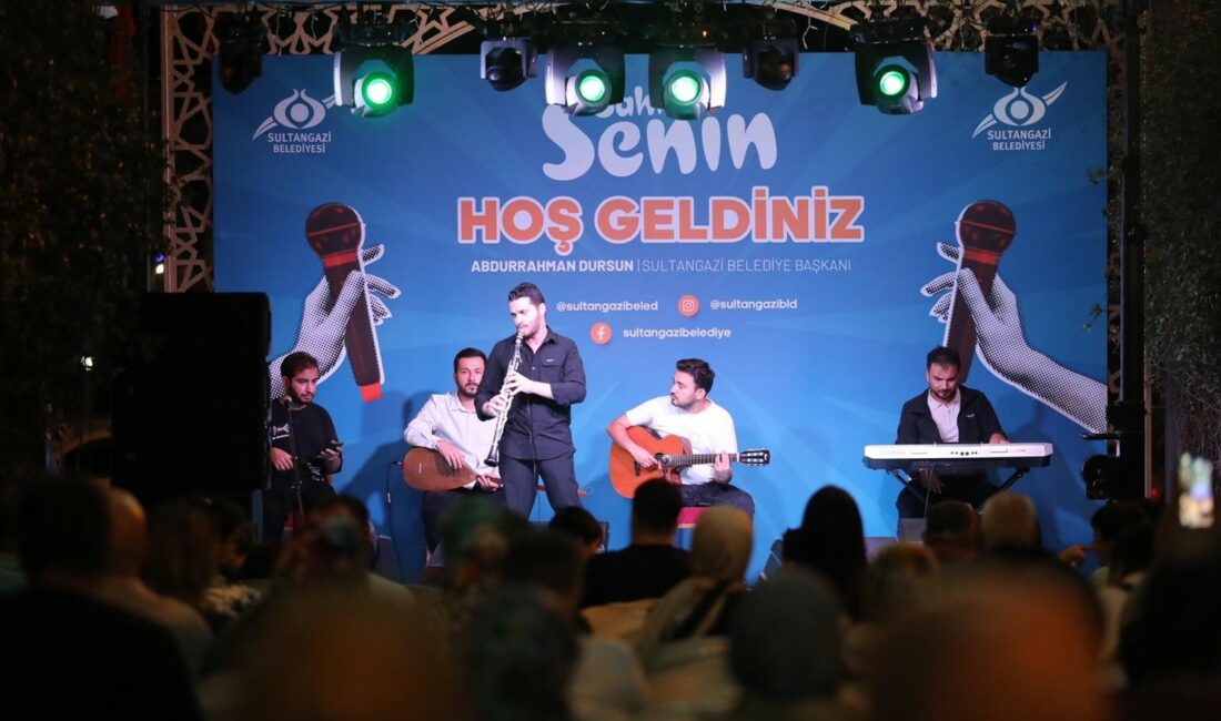 Sultangazi Belediyesi, “Sahne Senin” etkinliği ile genç yeteneklere performanslarını sergileme