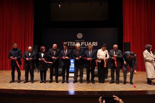 Arnavutköy Belediyesi tarafından düzenlenen 1. Arnavutköy Kitap Fuarı, 75 yazar,