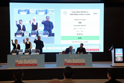 Arnavutköy Belediyesi’nin çevre dostu projesi Hobi Bahçesi için kura çekimi,