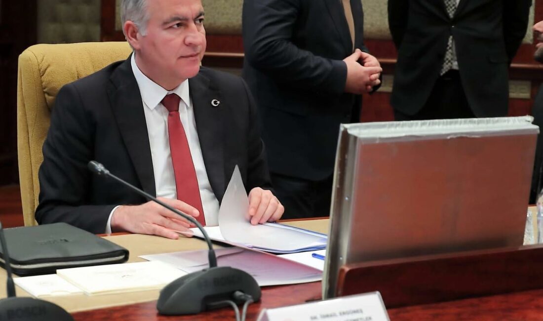 AK Parti Gaziosmanpaşa ilçe başkanı İsmail Ergüneş’in yönetimi belli oldu.