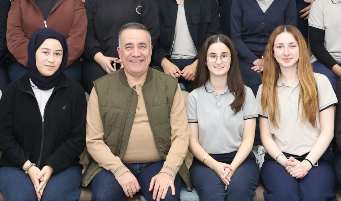 Sultangazi Belediye Başkanı Abdurrahman Dursun "Yeni yılın tüm insanlığa huzur