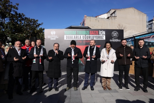 Arnavutköy’de Gazze için başlatılan yardım seferberliği, Cumhuriyet Meydanı’nda düzenlenen programla