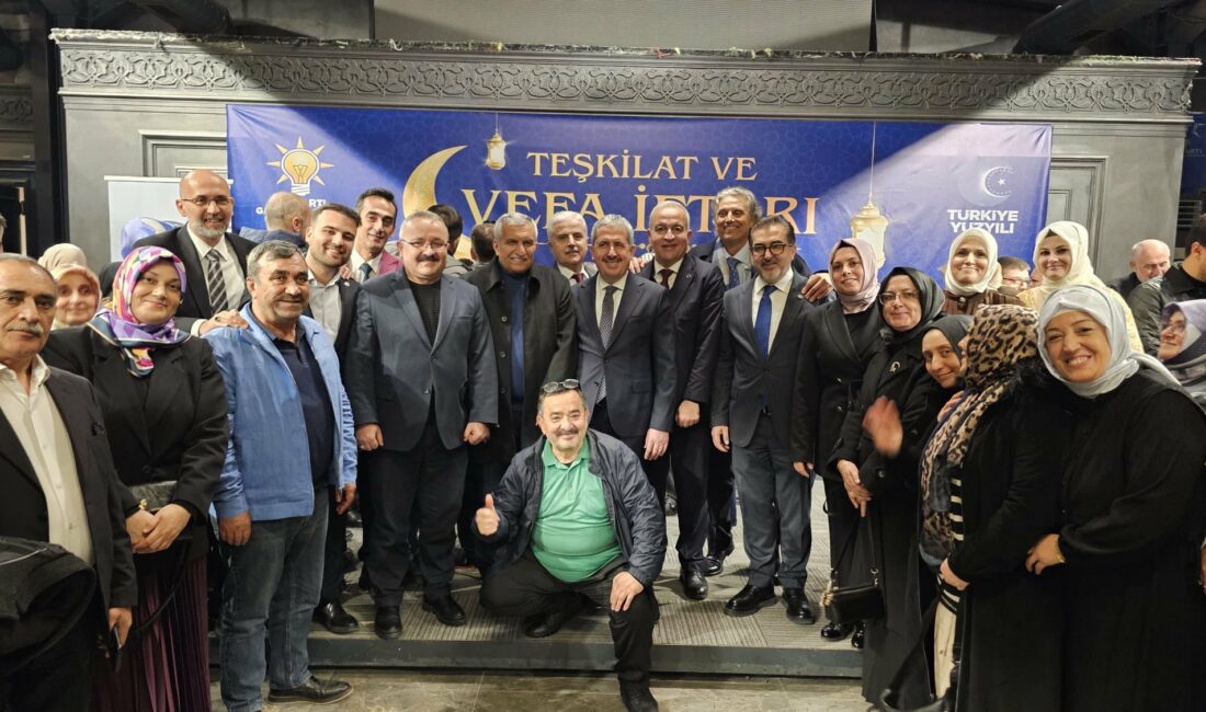 Başkanlar Karadeniz ve Ergüneş, kuruluşundan günümüze teşkilatta görev yapanların vefa