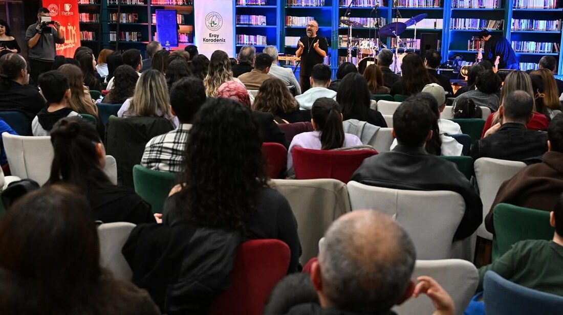 Gaziosmanpaşa Belediyesi, 27 Mart Dünya Tiyatro Günü kapsamında düzenlediği “Doğaçlama
