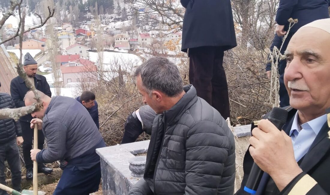 Mustafa Toprak Boyluca Köyü’nde kılınan cenaze namazı sonrası dualarla ebediyete