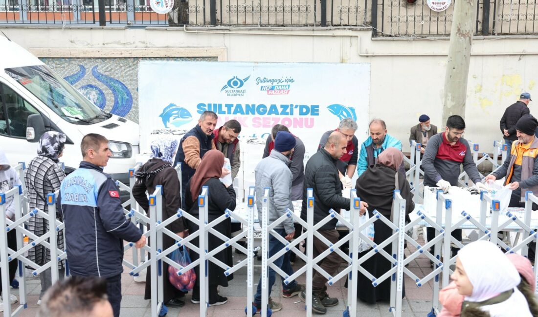 Sultangazi Belediyesi, balık dağıtımına Ramazan ayında da devam ediyor. Tonlarca