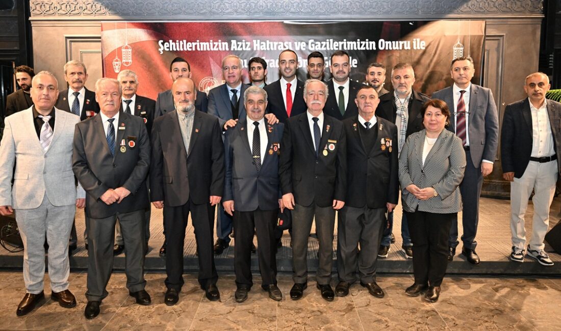 Gaziosmanpaşa Belediyesi, şehitlerin aileleri ve gaziler onuruna anlamlı bir iftar