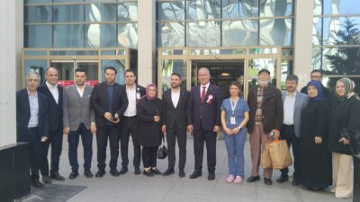 AK Parti Gaziosmanpaşa İlçe Başkanı İsmail Ergüneş, hastanede tedavi gören