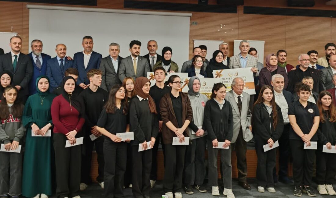, İlim Yayma Cemiyeti Gaziosmanpaşa Şube Başkanı Kerem Akpınar ve