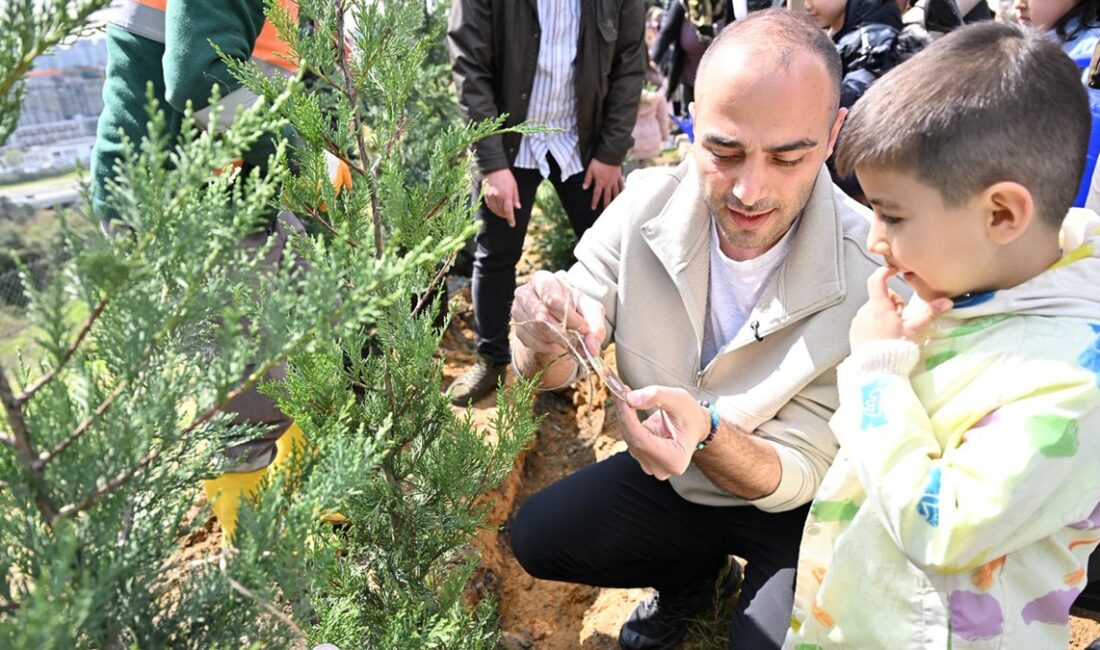 GELECEĞE YENİ BİR NEFES: NESİLDEN NESİLE FİDAN DİKİMİ Gaziosmanpaşa Belediyesi, çocuklarda çevre bilinci oluşturmak ve nesiller arası bağı